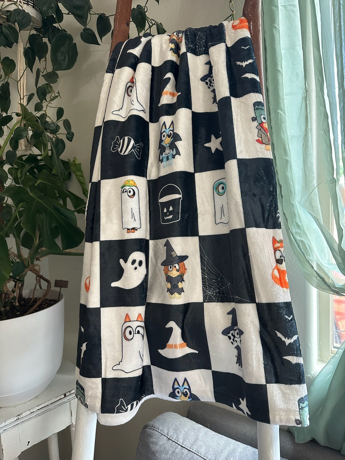 HALLOWEEN BLANKETS